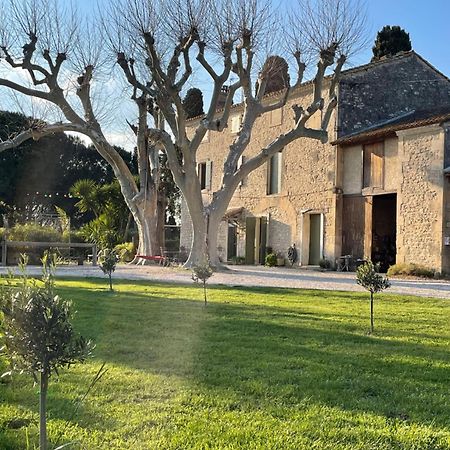 Gite Mas Provencal Тараскон Экстерьер фото